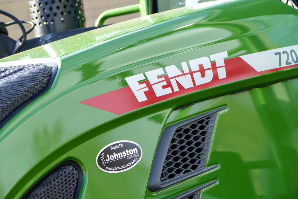 Johnston Tractors Fendt