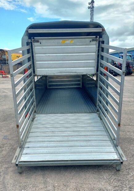 fcd9d67f-650f-47bf-9529-ad2a34b46e88